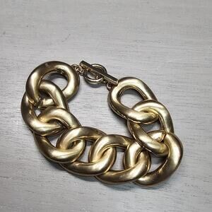 Vintage Chunky Gold Tone Curb Link Chain Bracelet